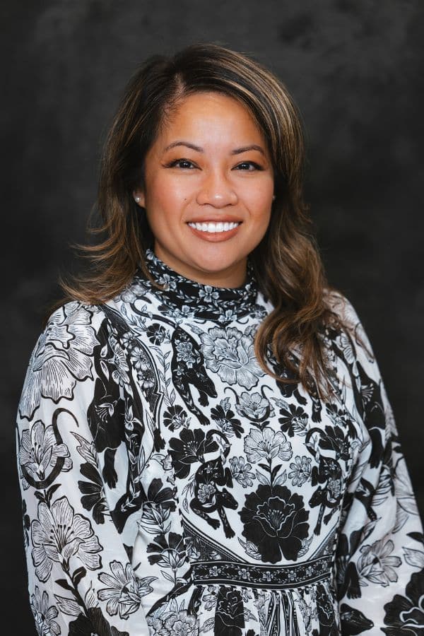 dr tran headshot fair lakes family and cosmetic dentistry